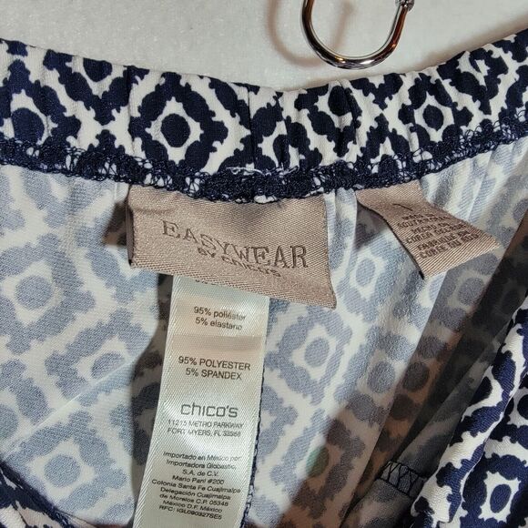 Chico's Ankle Pants Size 1 Geometric black And White Gently Used leggings - Picture 2 of 9